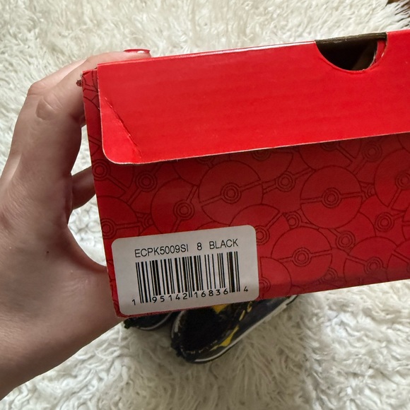 Kids Pikachu High-Top Sneakers - Black and Yellow - Picture 5 of 5